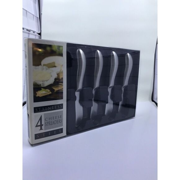 STAINLESS STEEL w/ BRUSHED FINISH BED BATH & BEYOND CHEESE SPREADERS, SET OF 4 - Picture 1 of 6